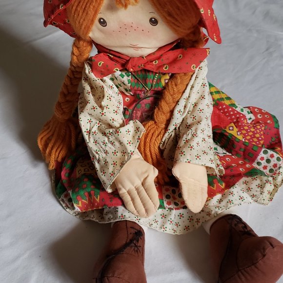 Vintage..1988 Holly Hobby Doll with Christmas pendant